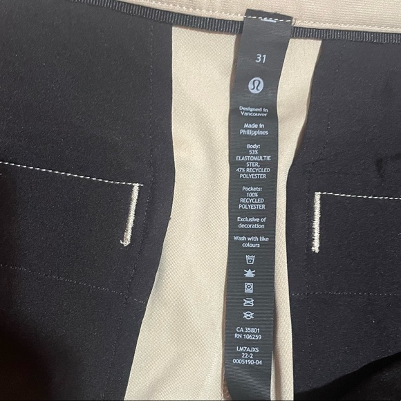 Lululemon Commission Classic-Fit Short 7"
Warpstreme shorts size 31 - Picture 4 of 4